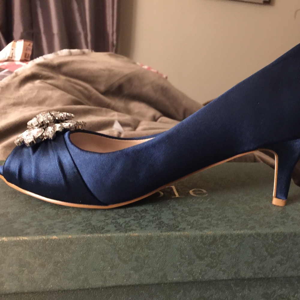 Navy Blue Peep-Toe Shoes w/Crystal Pendant